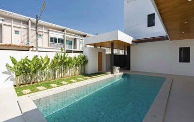 11R0518 ให้เช่า pool villa 3 ห้องนอน 2 ห้องน้ำ ราคา 85,000/เดือน โซนเกาะแก้ว