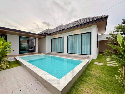 11R0523 ให้เช่า pool villa 3 ห้องนอน 3 ห้องน้ำ ราคา 90,000/เดือน โซนเกาะแก้ว