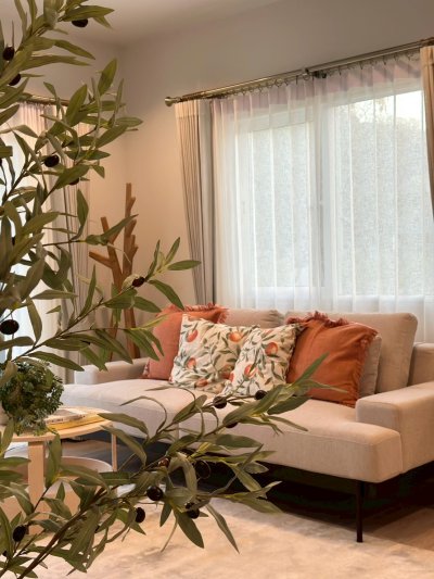 11R0542 ให้เช่าบ้านเดี่ยวสองชั้น 4 ห้องนอน 3 ห้องน้ำ ราคา 78,000/เดือน โซนเกาะแก้ว