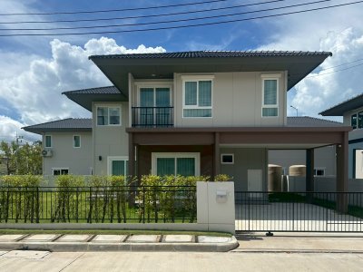 11R0542 ให้เช่าบ้านเดี่ยวสองชั้น 4 ห้องนอน 3 ห้องน้ำ ราคา 78,000/เดือน โซนเกาะแก้ว