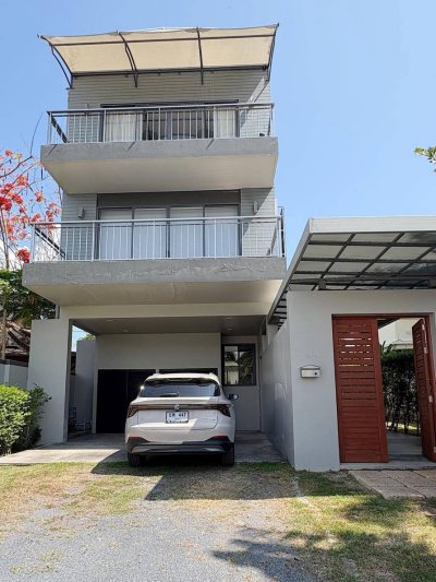 11R0549 ให้เช่า pool villa 3 ห้องนอน 3 ห้องน้ำ ราคา 130,000/เดือน โซนเกาะแก้ว
