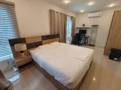 11R0558 ให้เช่าบ้านเดี่ยวสองชั้น 3 ห้องนอน 2 ห้องน้ำ ราคา 40,000/เดือน โซนเกาะแก้ว