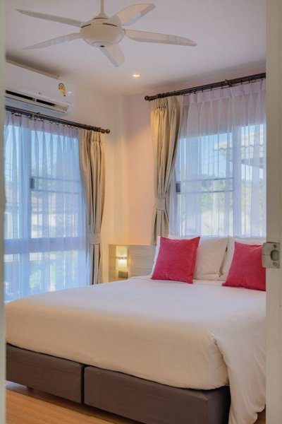 11S0080 ขายบ้านเดี่ยวสองชั้น ราคา 13,000,000 บาท 3ห้องนอน 3ห้องน้ำ โซนเกาะแก้ว