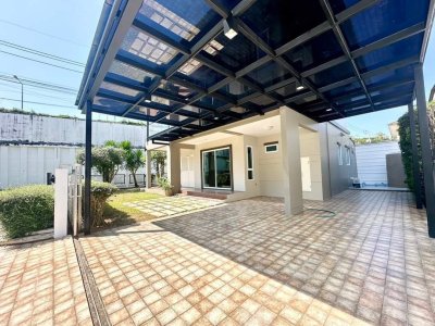 11S0081 ขายบ้านเดี่ยวสองชั้น 4 ห้องนอน 2 ห้องน้ำ ราคา 9,990,000 บาท โซนเกาะแก้ว