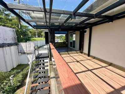 11S0081 ขายบ้านเดี่ยวสองชั้น 4 ห้องนอน 2 ห้องน้ำ ราคา 9,990,000 บาท โซนเกาะแก้ว