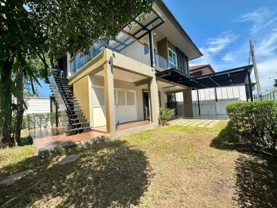 11S0081 ขายบ้านเดี่ยวสองชั้น 4 ห้องนอน 2 ห้องน้ำ ราคา 9,990,000 บาท โซนเกาะแก้ว