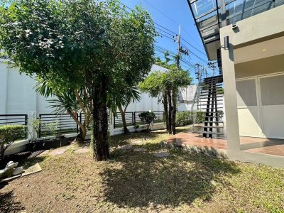 11S0081 ขายบ้านเดี่ยวสองชั้น 4 ห้องนอน 2 ห้องน้ำ ราคา 9,990,000 บาท โซนเกาะแก้ว