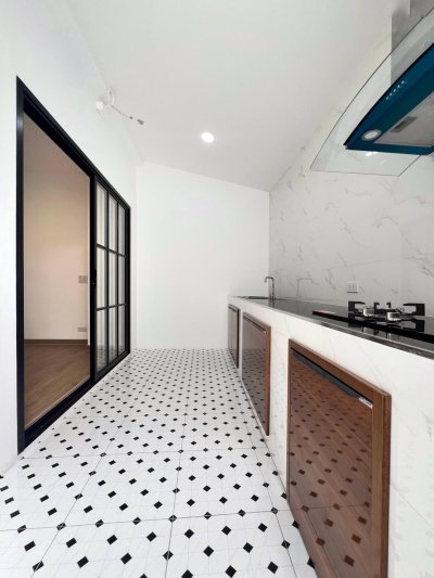 11S0082 This house for sale 3,190,000 bath 4 bedrooms 3 bathrooms location at kohkaew