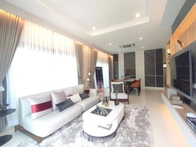 11S0092 This house for sale 8,500,000 baht 4bedrooms 3bathrooms at kohkaew