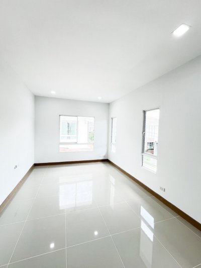 11S0096 House for sale 5,990,000 baht 3 bedroom 2 bathroom located at kohkaew