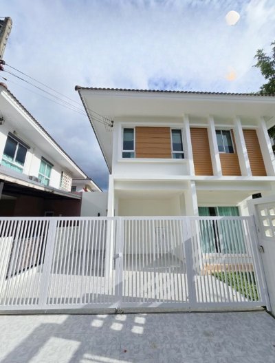 11S0107 This house for sale 5,490,000 baht 3 bedroom 2 bathroom at kohkaew