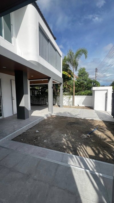 11S0108 This house for rent 6,990,000 baht 4 bedroom 3 bathroom located at kohkaew