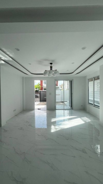 11S0108 This house for rent 6,990,000 baht 4 bedroom 3 bathroom located at kohkaew