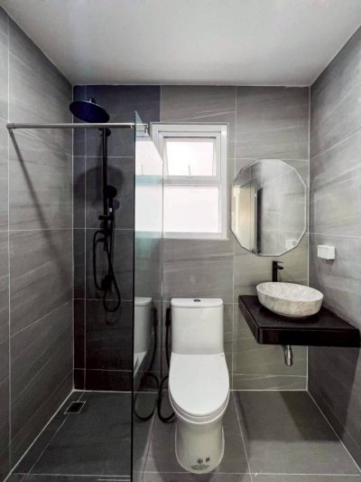 11S0108 This house for rent 5,990,000 baht 4 bedroom 3 bathroom located at kohkaew