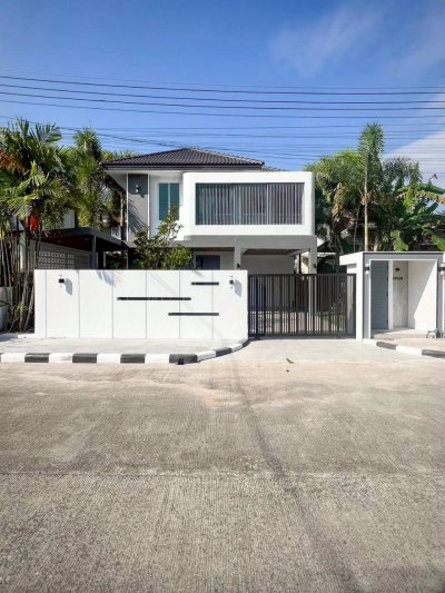 11S0108 This house for rent 5,990,000 baht 4 bedroom 3 bathroom located at kohkaew