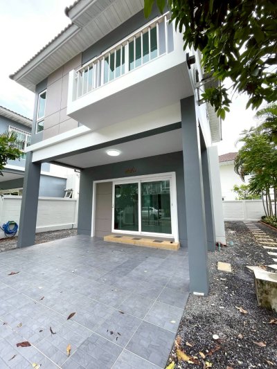 11S0128 ขายบ้านเดี่ยวสองชั้น ราคา 5,790,000 บาท 4 ห้องนอน 2 ห้องน้ำ โซนเกาะแก้ว