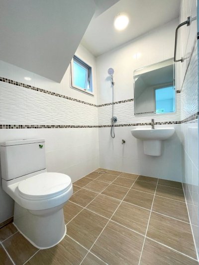 11S0128 ขายบ้านเดี่ยวสองชั้น ราคา 5,790,000 บาท 4 ห้องนอน 2 ห้องน้ำ โซนเกาะแก้ว