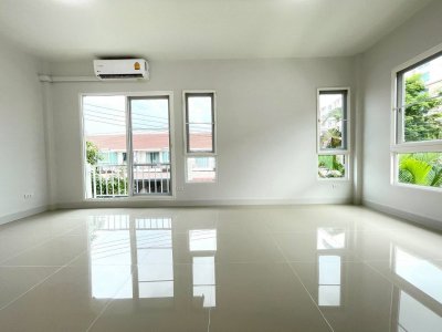 11S0128 ขายบ้านเดี่ยวสองชั้น ราคา 5,790,000 บาท 4 ห้องนอน 2 ห้องน้ำ โซนเกาะแก้ว