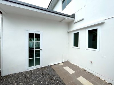 11S0128 ขายบ้านเดี่ยวสองชั้น ราคา 5,790,000 บาท 4 ห้องนอน 2 ห้องน้ำ โซนเกาะแก้ว