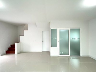 11S0128 ขายบ้านเดี่ยวสองชั้น ราคา 5,790,000 บาท 4 ห้องนอน 2 ห้องน้ำ โซนเกาะแก้ว