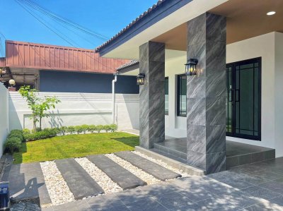 11S0131 This house for sale 5,280,000 baht 3 bedroom 2 bathroom at kohkaew 11S0131 This house for sale 5,280,000 baht 3 bedroom 2 bathroom at kohkaew