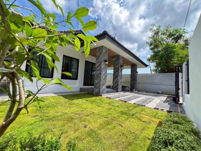 11S0131 This house for sale 5,280,000 baht 3 bedroom 2 bathroom at kohkaew 11S0131 This house for sale 5,280,000 baht 3 bedroom 2 bathroom at kohkaew