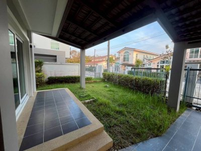 11S0135 ขายบ้านเดี่ยวสองชั้น ราคา 6,900,000 บาท 3 ห้องนอน 2 ห้องน้ำ โซนเกาะแก้ว