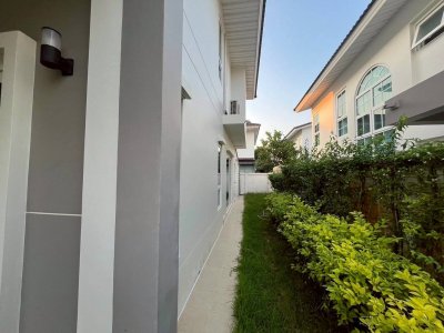 11S0135 ขายบ้านเดี่ยวสองชั้น ราคา 6,900,000 บาท 3 ห้องนอน 2 ห้องน้ำ โซนเกาะแก้ว
