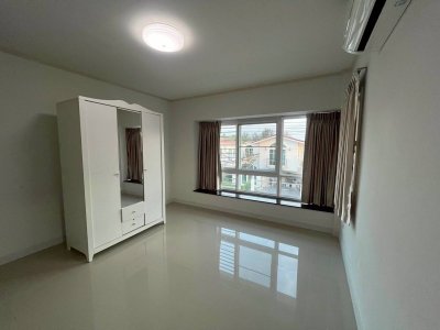 11S0135 ขายบ้านเดี่ยวสองชั้น ราคา 6,900,000 บาท 3 ห้องนอน 2 ห้องน้ำ โซนเกาะแก้ว