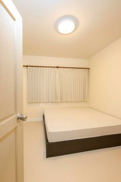 11S0136 ขายบ้านแฝดชั้นเดียว ราคา 2,790,000 บาท 2 ห้องนอน 1 ห้องน้ำ โซนเกาะแก้ว