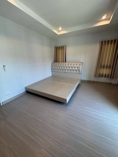 11S0137 ขายบ้านเดี่ยวสองชั้น ราคา 8,990,000 บาท 4 ห้องนอน 3 ห้องน้ำ โซนเกาะแก้ว