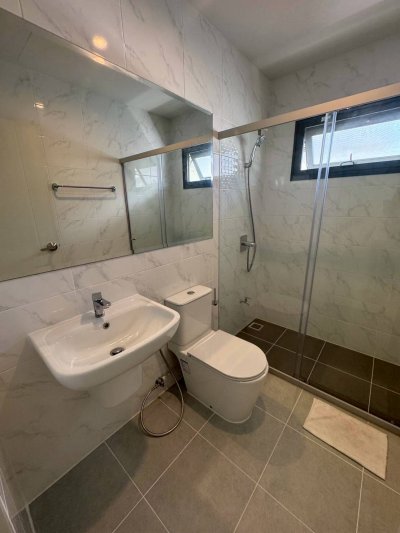 11S0137 ขายบ้านเดี่ยวสองชั้น ราคา 8,990,000 บาท 4 ห้องนอน 3 ห้องน้ำ โซนเกาะแก้ว