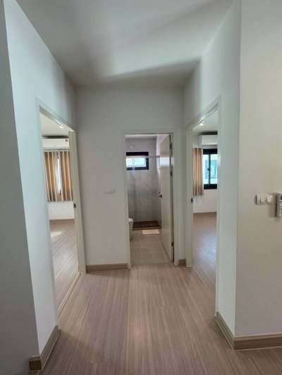 11S0137 ขายบ้านเดี่ยวสองชั้น ราคา 8,990,000 บาท 4 ห้องนอน 3 ห้องน้ำ โซนเกาะแก้ว