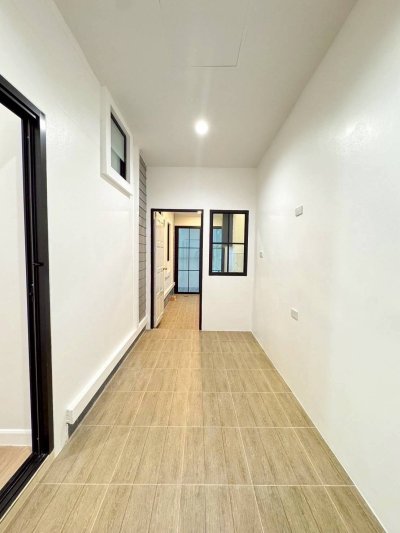 11S0138 ขายบ้านแฝดชั้นเดียว ราคา 3,990,000 บาท 2 ห้องนอน 2 ห้องน้ำ โซนเกาะแก้ว