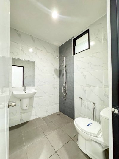 11S0138 ขายบ้านแฝดชั้นเดียว ราคา 3,990,000 บาท 2 ห้องนอน 2 ห้องน้ำ โซนเกาะแก้ว