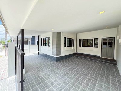 11S0138 ขายบ้านแฝดชั้นเดียว ราคา 3,990,000 บาท 2 ห้องนอน 2 ห้องน้ำ โซนเกาะแก้ว