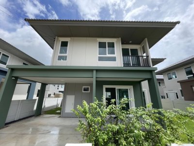 11S0141 ขายบ้านเดี่ยวสองชั้น ราคา 8,660,000 บาท 4 ห้องนอน 3 ห้องน้ำ โซนเกาะแก้ว