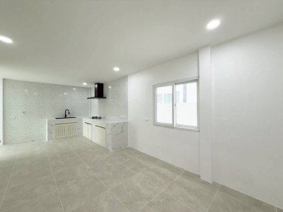 11S0144 ขายบ้านเดี่ยวสองชั้น ราคา 8,790,000 บาท 4 ห้องนอน 3 ห้องน้ำ โซนเกาะแก้ว