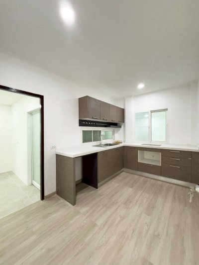 11S0144 ขายบ้านเดี่ยวสองชั้น ราคา 8,790,000 บาท 4 ห้องนอน 3 ห้องน้ำ โซนเกาะแก้ว