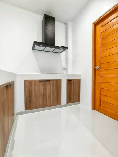 11S0145 ขายบ้านแฝดสองชั้น ราคา 4,790,000 บาท 4 ห้องนอน 3 ห้องน้ำ โซนเกาะแก้ว