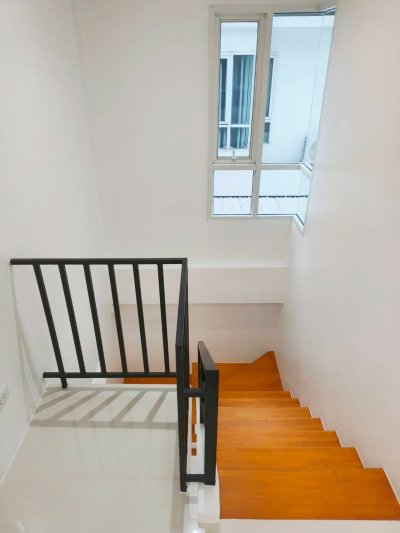 11S0145 ขายบ้านแฝดสองชั้น ราคา 4,790,000 บาท 4 ห้องนอน 3 ห้องน้ำ โซนเกาะแก้ว