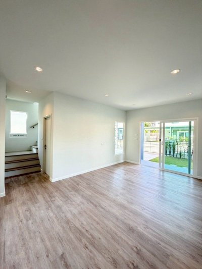 11S0147 This house for sale 8,830,000 baht 4 bedroom 3 bathroom at kohkaew