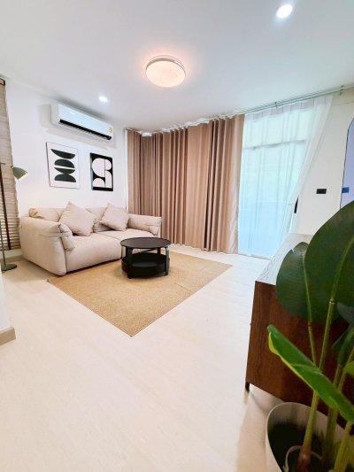 11S0152 This house for sale 5,900,000 baht 4 bedroom 3 bathroom at kohkaew