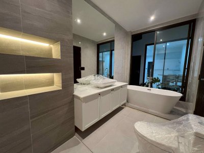 11S0153 ขายพูลวิลล่า ราคา 8,490,000 บาท 3 ห้องนอน 4 ห้องน้ำ โซนเกาะแก้ว