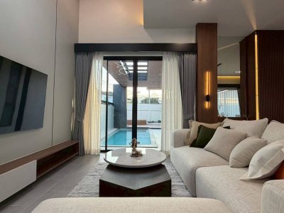 11S0155 ขายพูลวิลล่า ราคา 10,900,000 บาท 3 ห้องนอน 4 ห้องน้ำ โซนเกาะแก้ว