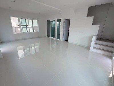 11S0160 ขายบ้านเดี่ยวสองชั้น ราคา 5,890,000 บาท 3 ห้องนอน 2 ห้องน้ำ โซนเกาะแก้ว