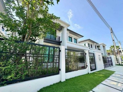 11S0168 ขายบ้านเดี่ยวสองชั้น ราคา 16,900,000 บาท 4 ห้องนอน 4 ห้องน้ำ โซนเกาะแก้ว