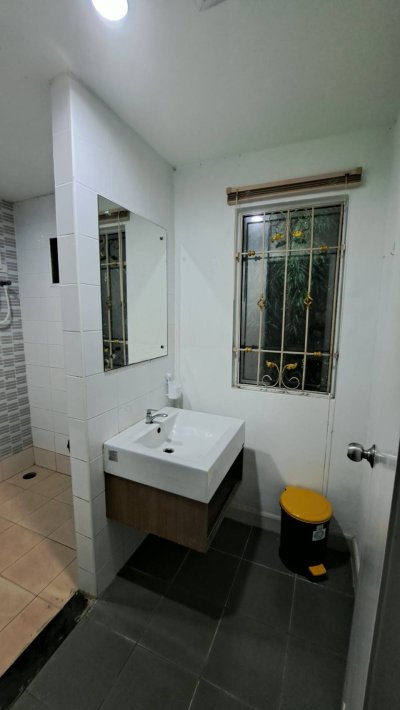 12R0009  ให้เช่าบ้านแฝดสองชั้น 3 ห้องนอน 2 ห้องน้ำ ราคา 18,000/เดือน โซนถลาง