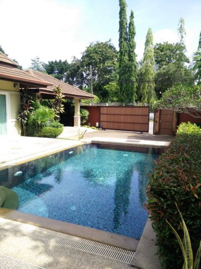 12R0017 ให้เช่า pool villa 2 ห้องนอน 2 ห้องน้ำ ราคา30,000/เดือน โซนถลาง