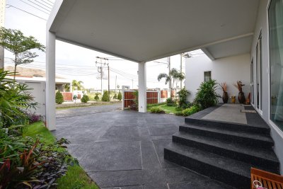 12R0036 ให้เช่าบ้านเดี่ยวชั้นเดียว 2 ห้องนอน 2 ห้องน้ำ ราคา 60,000/เดือน โซนถลาง